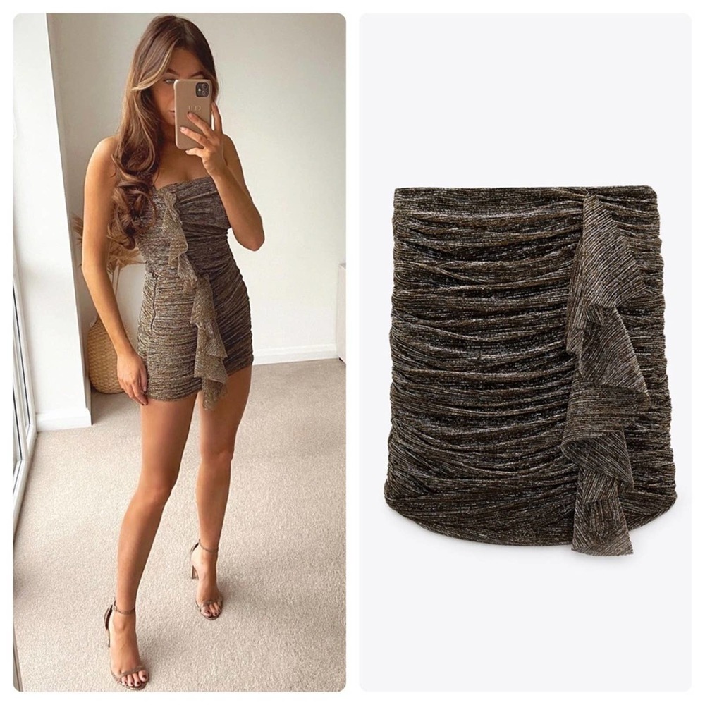 Zara Gold Thread Mini Skirt Size Medium NWT New With Tags